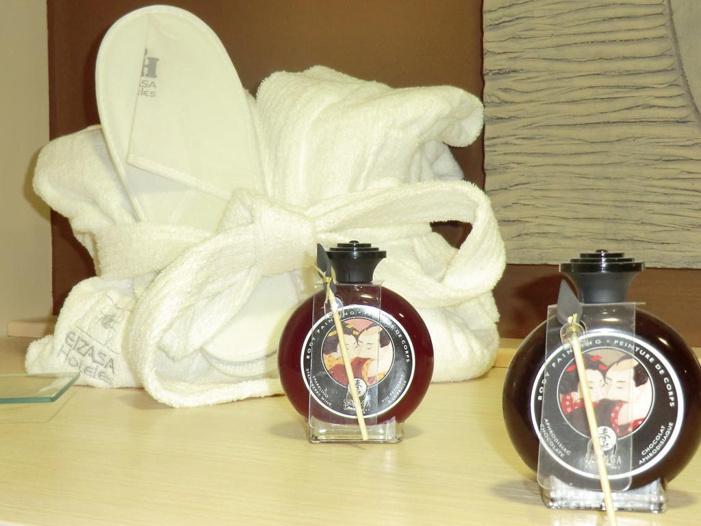 Hotel & Spa Real Jaca Ngoại thất bức ảnh