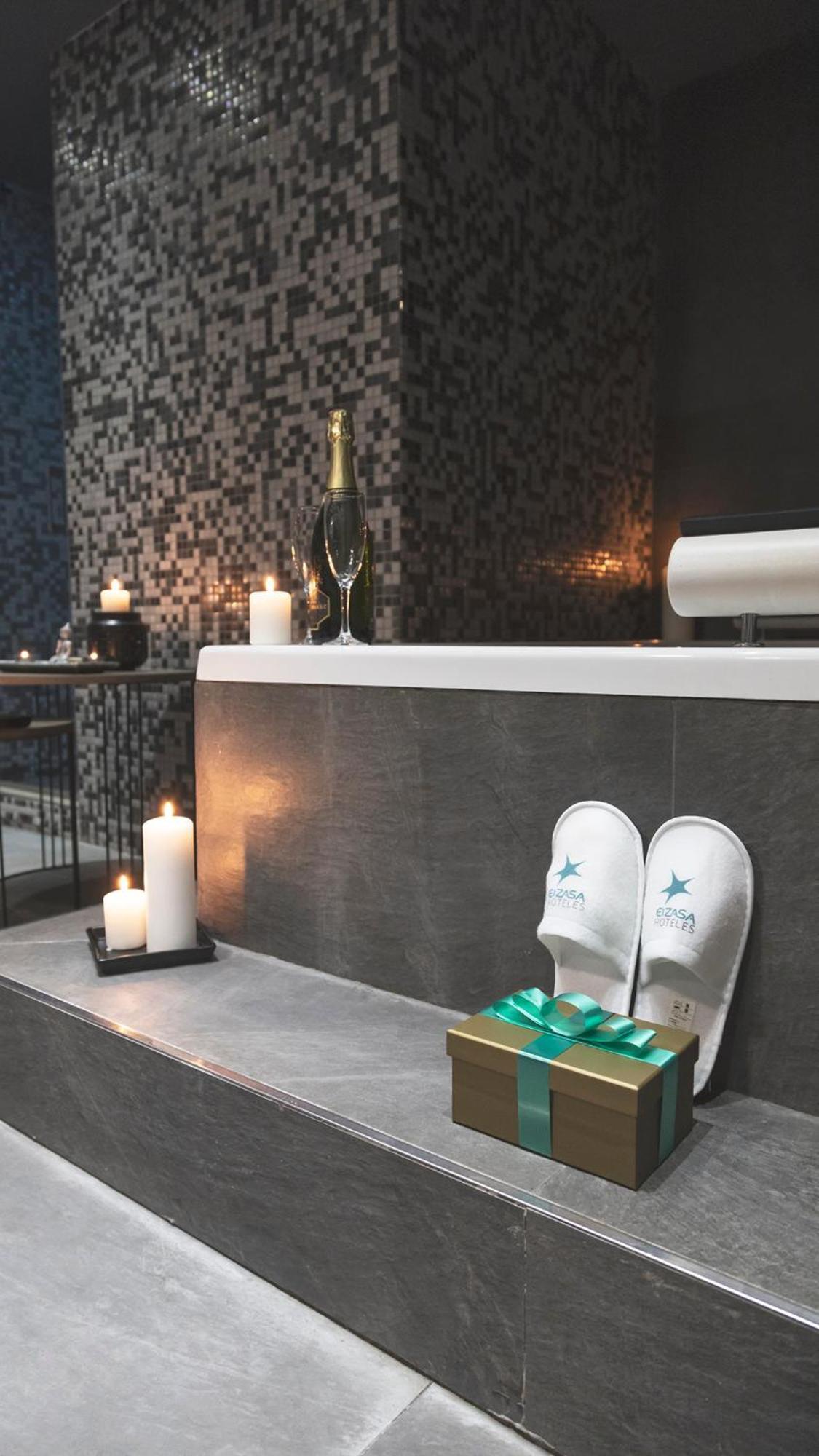 Hotel & Spa Real Jaca Ngoại thất bức ảnh