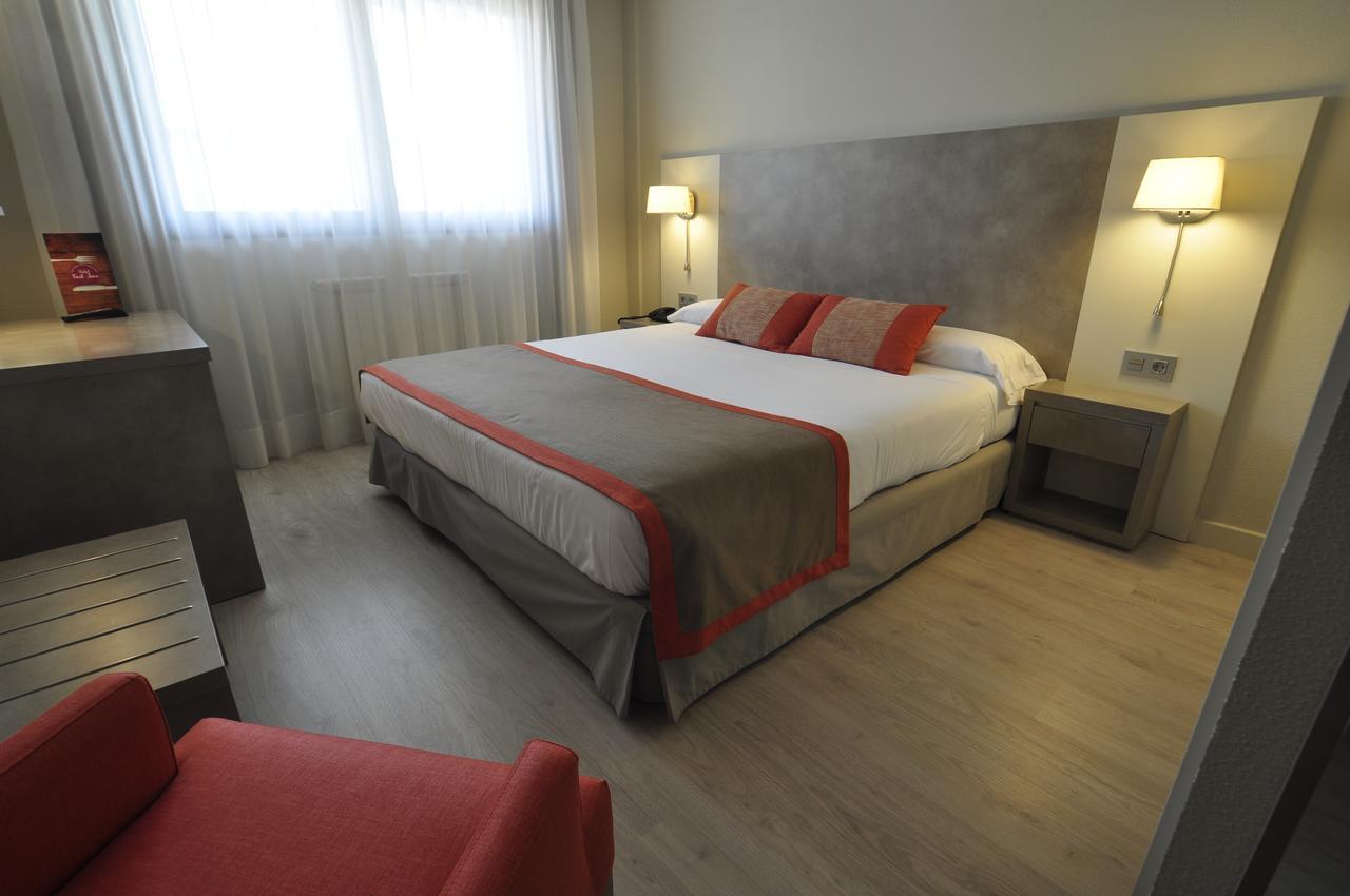 Hotel & Spa Real Jaca Ngoại thất bức ảnh
