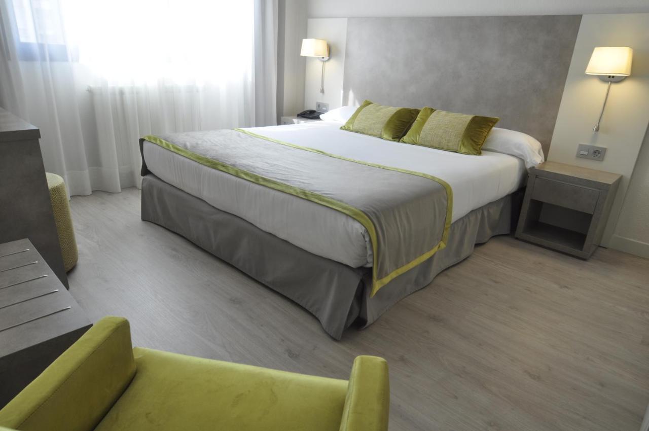 Hotel & Spa Real Jaca Ngoại thất bức ảnh