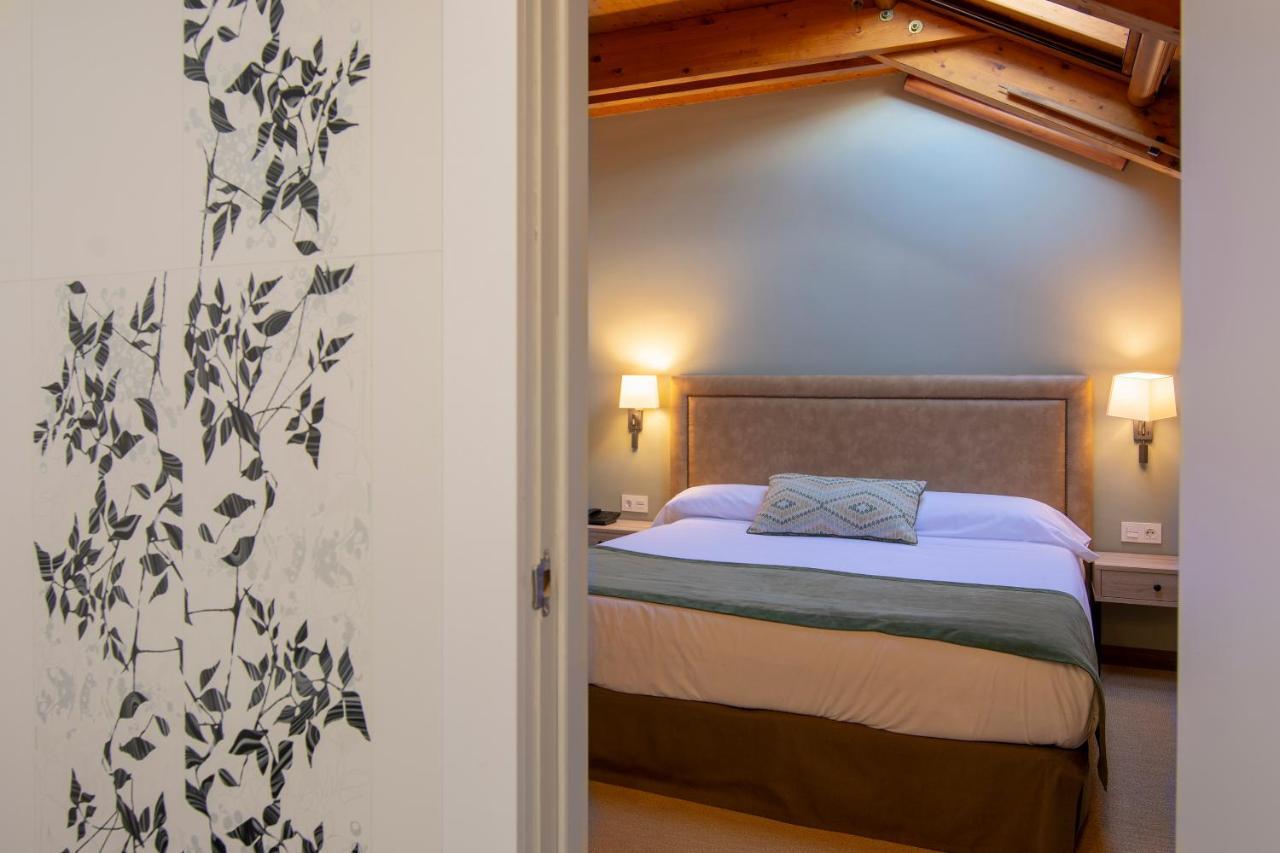 Hotel & Spa Real Jaca Ngoại thất bức ảnh